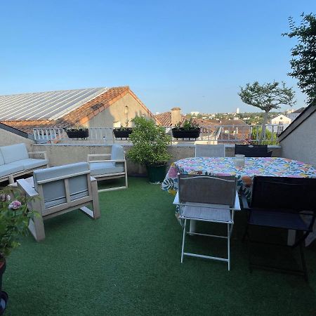 Grand Appartement Hypercentre Avec Terrasse Et Parking Poitiers Bagian luar foto