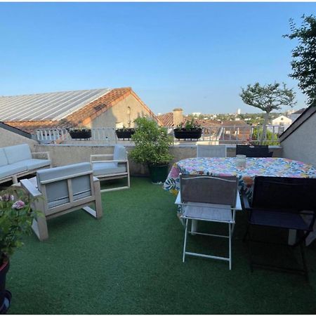 Grand Appartement Hypercentre Avec Terrasse Et Parking Poitiers Bagian luar foto