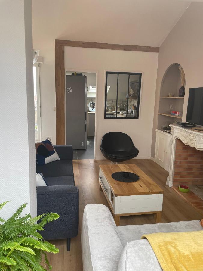 Grand Appartement Hypercentre Avec Terrasse Et Parking Poitiers Bagian luar foto