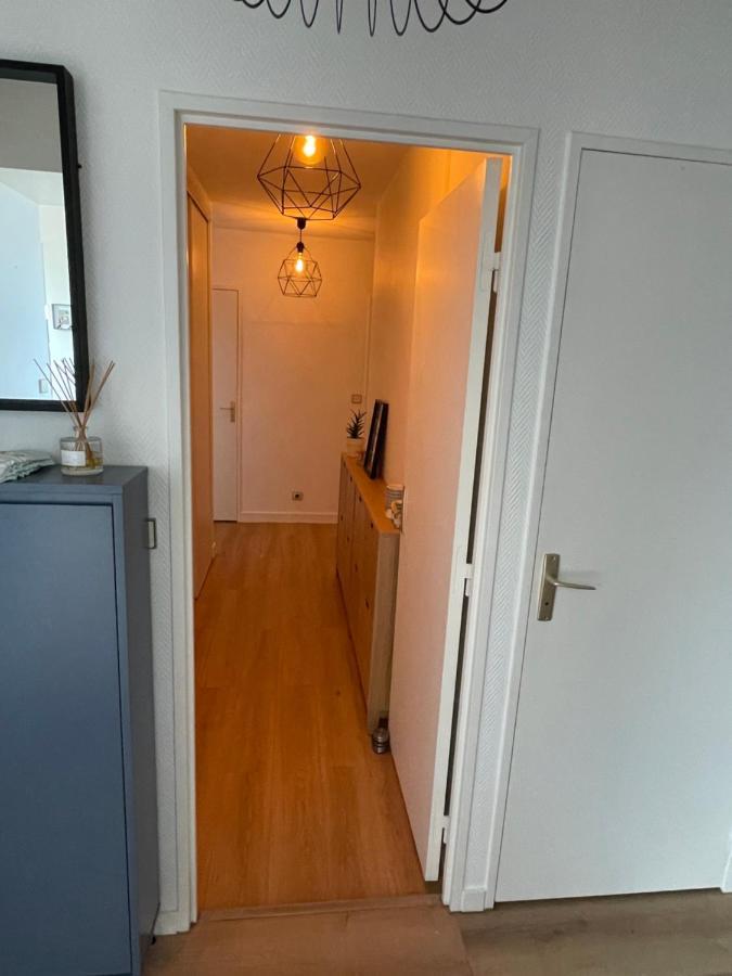 Grand Appartement Hypercentre Avec Terrasse Et Parking Poitiers Bagian luar foto