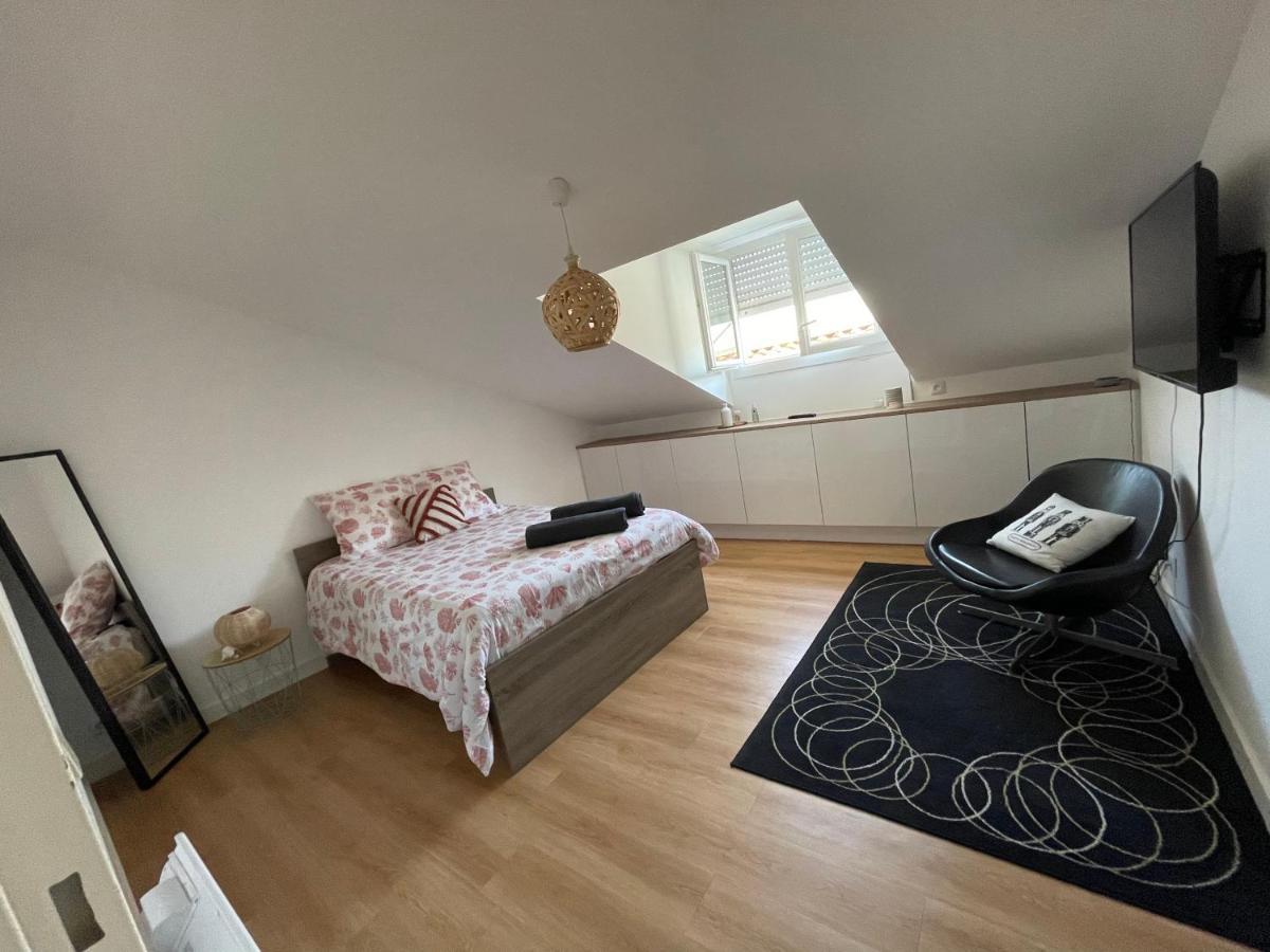 Grand Appartement Hypercentre Avec Terrasse Et Parking Poitiers Bagian luar foto