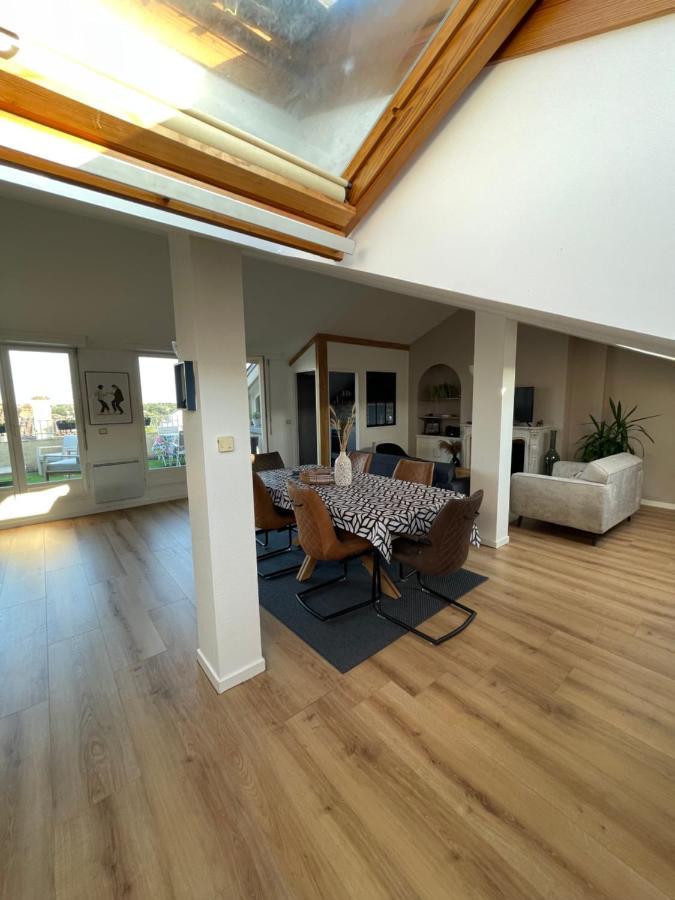 Grand Appartement Hypercentre Avec Terrasse Et Parking Poitiers Bagian luar foto